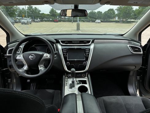 Used 2018 Nissan Murano S AWD/4WD image 24