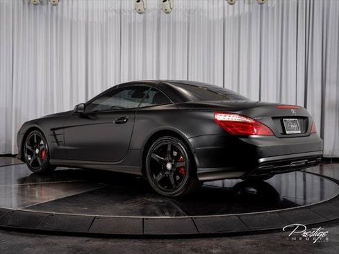 Used 2015 Mercedes-Benz SL 550 image 16