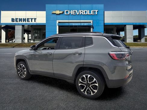 Used 2024 Jeep Compass Limited AWD/4WD image 4