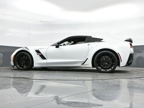 Used 2017 Chevrolet Corvette Grand Sport RWD image 47
