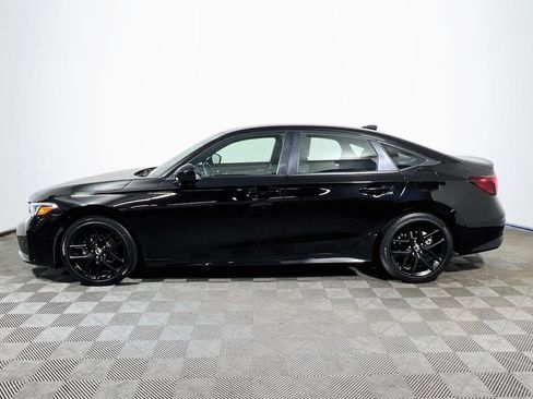 Used 2025 Honda Civic Sport image 4