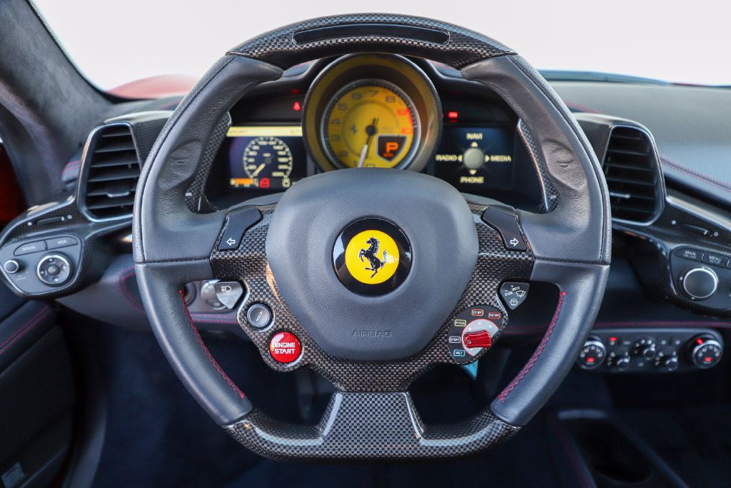 Used 2012 Ferrari 458 Spider RWD image 22
