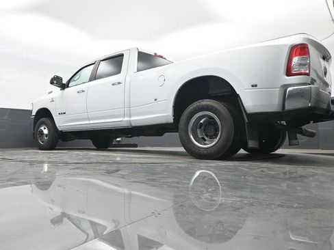 Used 2022 RAM 3500 Big Horn AWD/4WD image 28