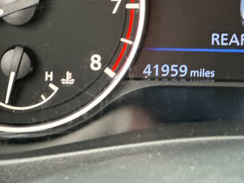 Used 2024 Nissan Altima 2.5 SV image 22