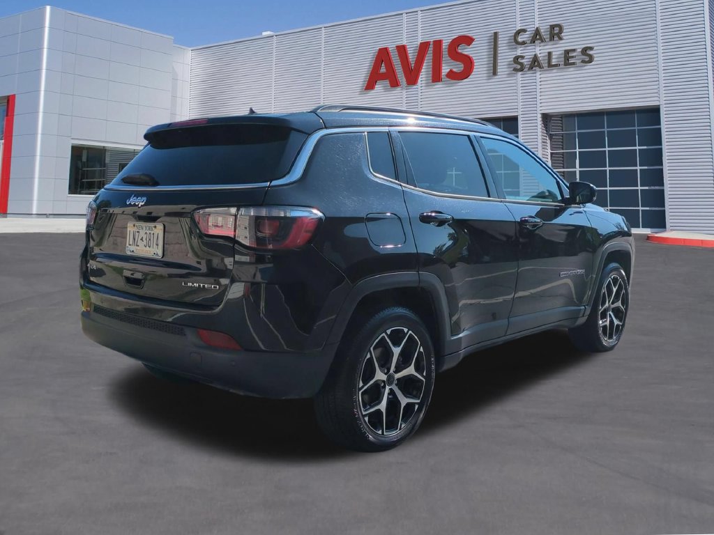Used 2025 Jeep Compass Limited AWD/4WD image 6