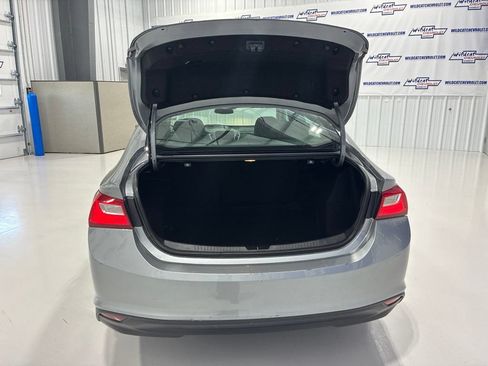 Used 2023 Chevrolet Malibu LS FWD image 27