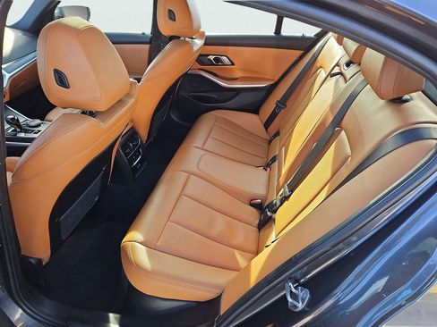 Used 2022 BMW 330i xDrive Sedan w/ Driving Assistance Package image 35