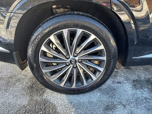 Used 2023 Hyundai Palisade Calligraphy image 14