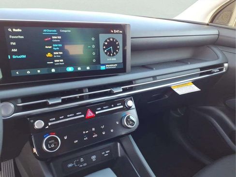 New 2026 Hyundai Tucson SEL FWD image 13