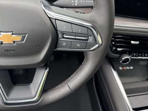 New 2025 Chevrolet Suburban LT w/ Comfort Package image 23