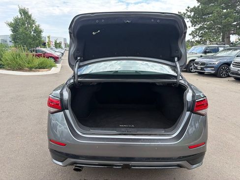 Used 2025 Nissan Sentra SR FWD image 17