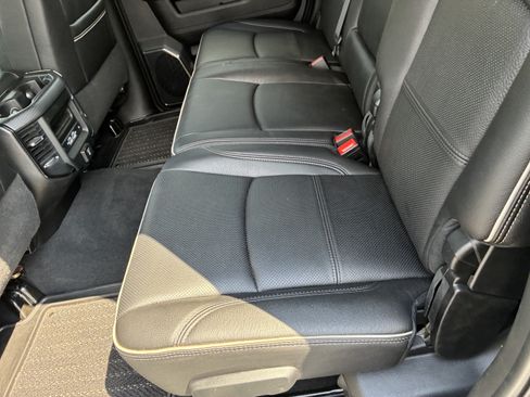 Used 2023 RAM 2500 Limited w/ Night Edition AWD/4WD image 17