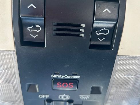 Used 2013 Lexus GX 460 image 26