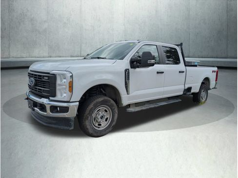 Used 2024 Ford F250 XL w/ FX4 Off-Road Package AWD/4WD image 1