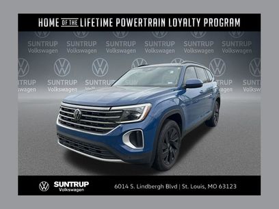 Used 2025 Volkswagen Atlas SE w/ Panoramic Sunroof Package