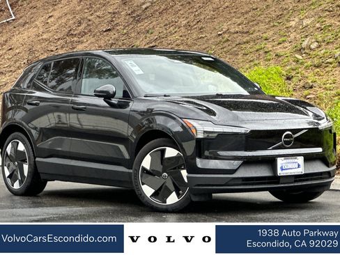 New 2025 Volvo EX30 Plus AWD/4WD image 1