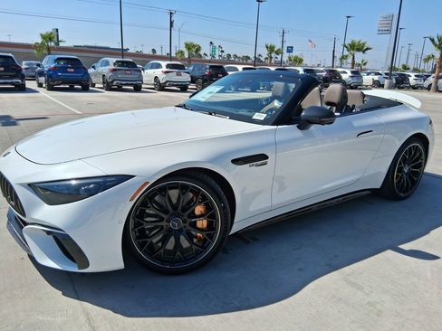 New 2026 Mercedes-Benz SL 63 AMG S e Performance 4MATIC image 16