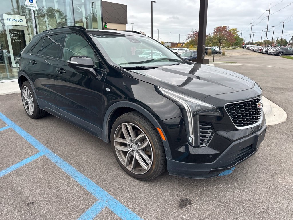Used 2019 Cadillac XT4 Sport AWD/4WD image 2