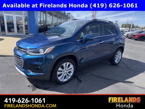 Used 2020 Chevrolet Trax Premier image 2