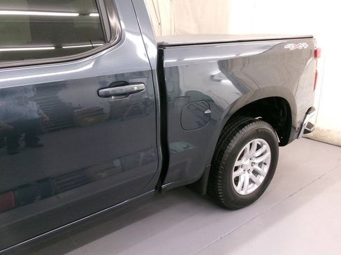 Used 2019 Chevrolet Silverado 1500 LT w/ All-Star Edition AWD/4WD image 10