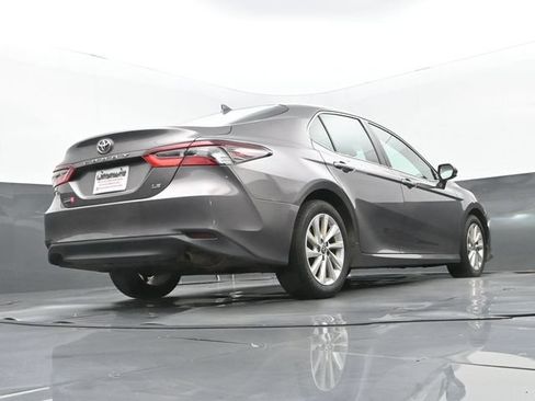 Used 2023 Toyota Camry LE FWD image 11