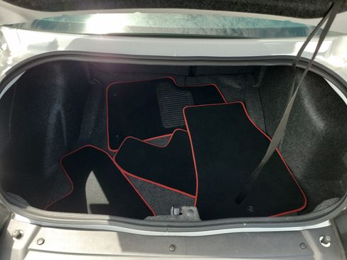 Used 2019 Dodge Challenger R/T w/ Plus Package RWD image 9