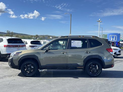 Used 2023 Subaru Forester Wilderness image 2