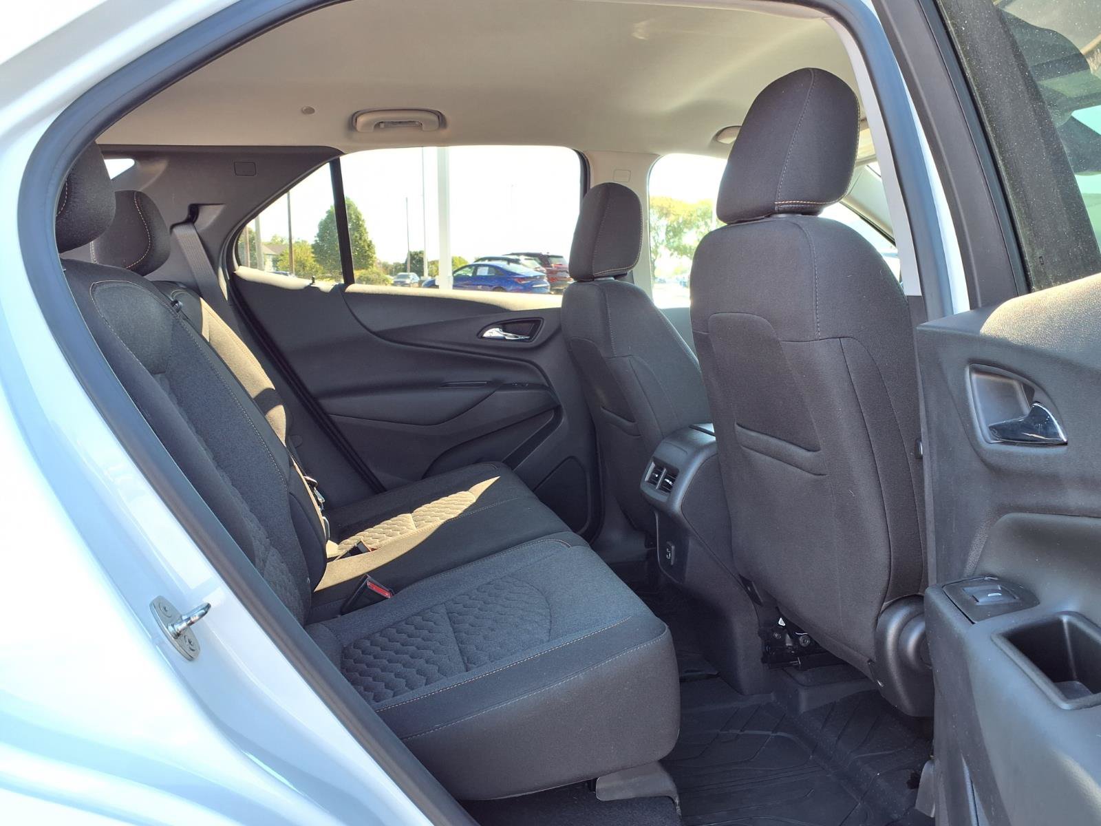 Used 2021 Chevrolet Equinox LT FWD image 28