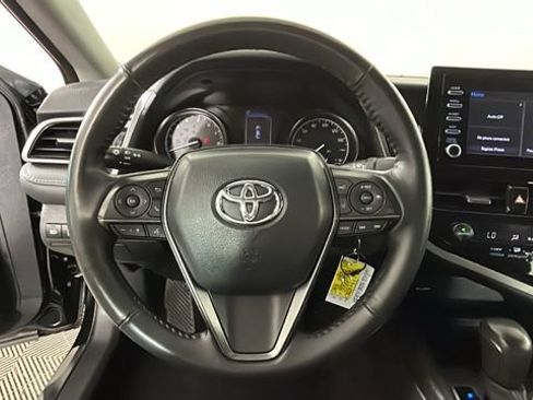 Used 2024 Toyota Camry SE FWD image 13