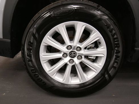 Used 2025 Toyota Grand Highlander AWD image 35