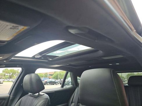 Used 2023 Lexus LS 500 w/ Interior Upgrade Package RWD image 12