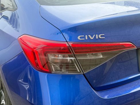 Used 2024 Honda Civic Sport image 8