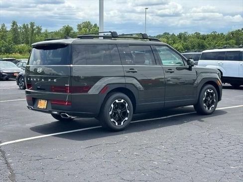 Used 2025 Hyundai Santa Fe SEL image 3