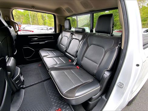 Used 2019 RAM 1500 Laramie AWD/4WD image 28