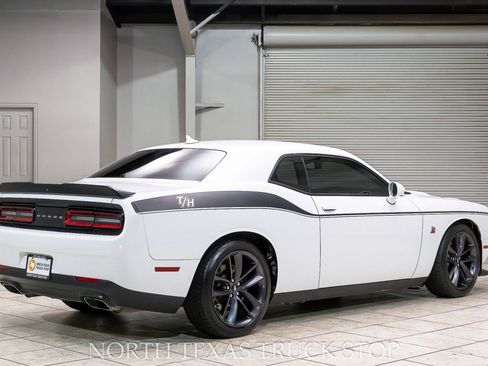 Used 2019 Dodge Challenger R/T Scat Pack image 3