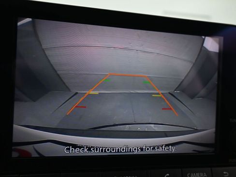 Used 2023 Nissan Rogue SV image 18