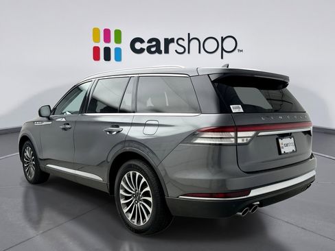 Used 2022 Lincoln Aviator AWD w/ Premium Package image 3