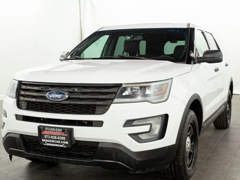Used 2017 Ford Explorer 4WD Police Interceptor w/ Ready For The Road Package image 4