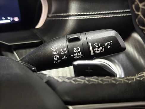 Used 2023 Jeep Grand Cherokee L Altitude AWD/4WD image 28