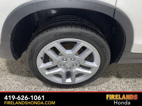 Certified 2024 Honda Passport EX-L image 42