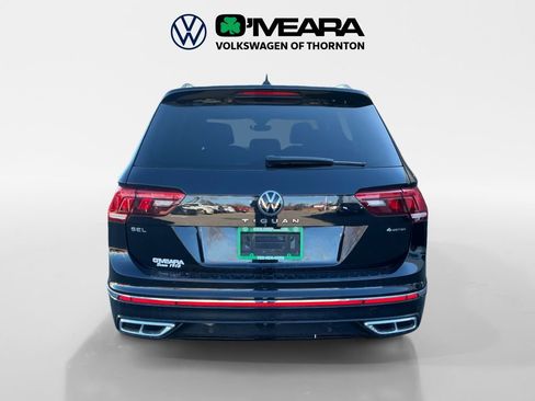 Used 2022 Volkswagen Tiguan SEL R-Line image 4