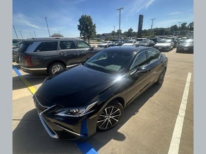 Used 2025 Lexus ES 300h w/ Premium Package