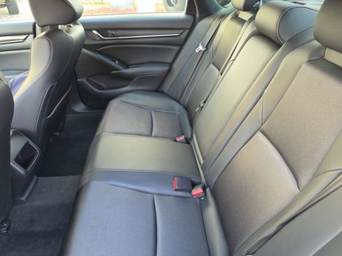 Used 2020 Honda Accord Sport image 13