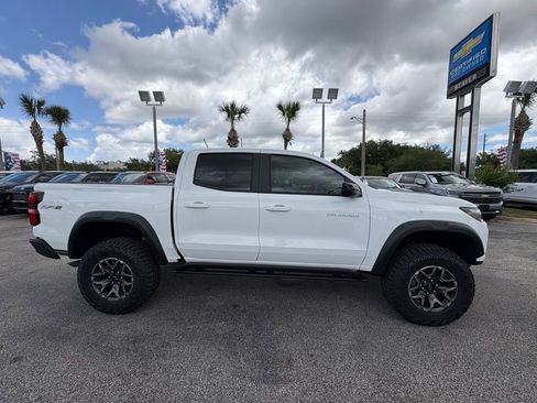 New 2026 Chevrolet Colorado ZR2 AWD/4WD image 8