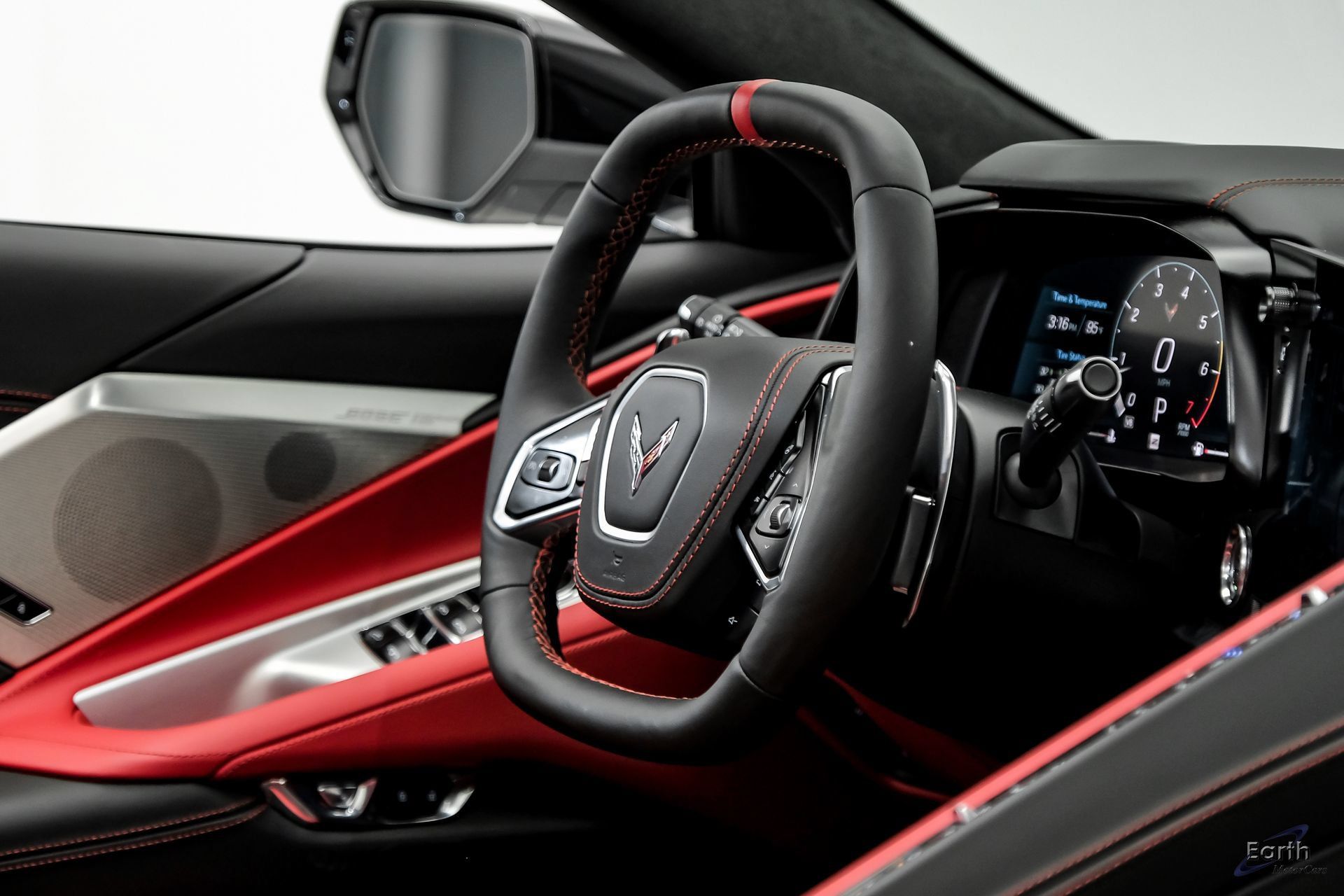 Used 2024 Chevrolet Corvette Stingray Premium Conv w/ Z51 Performance Package RWD image 65