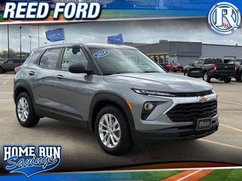 Used 2024 Chevrolet TrailBlazer LS w/ LS Convenience Package FWD image 1