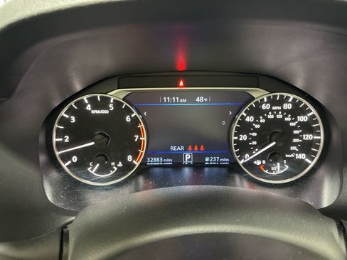 Used 2025 Nissan Altima 2.5 SV FWD image 16