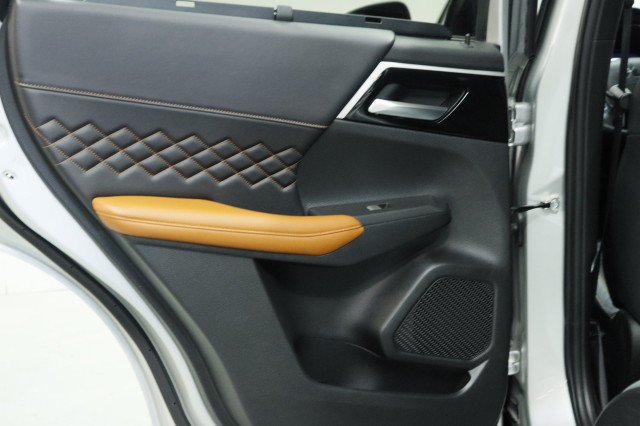 Used 2024 Mitsubishi Outlander SEL FWD image 30