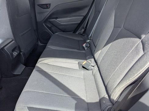 Used 2025 Subaru Crosstrek 2.0i Premium image 16