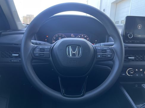 Used 2024 Honda Accord EX image 17